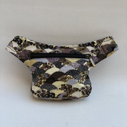 30% Dto. Pack Riñonera Mini + 3 Pulseras "Special Japanese" + Bolsillo trasero extra · Pieza Única Núm. 17460