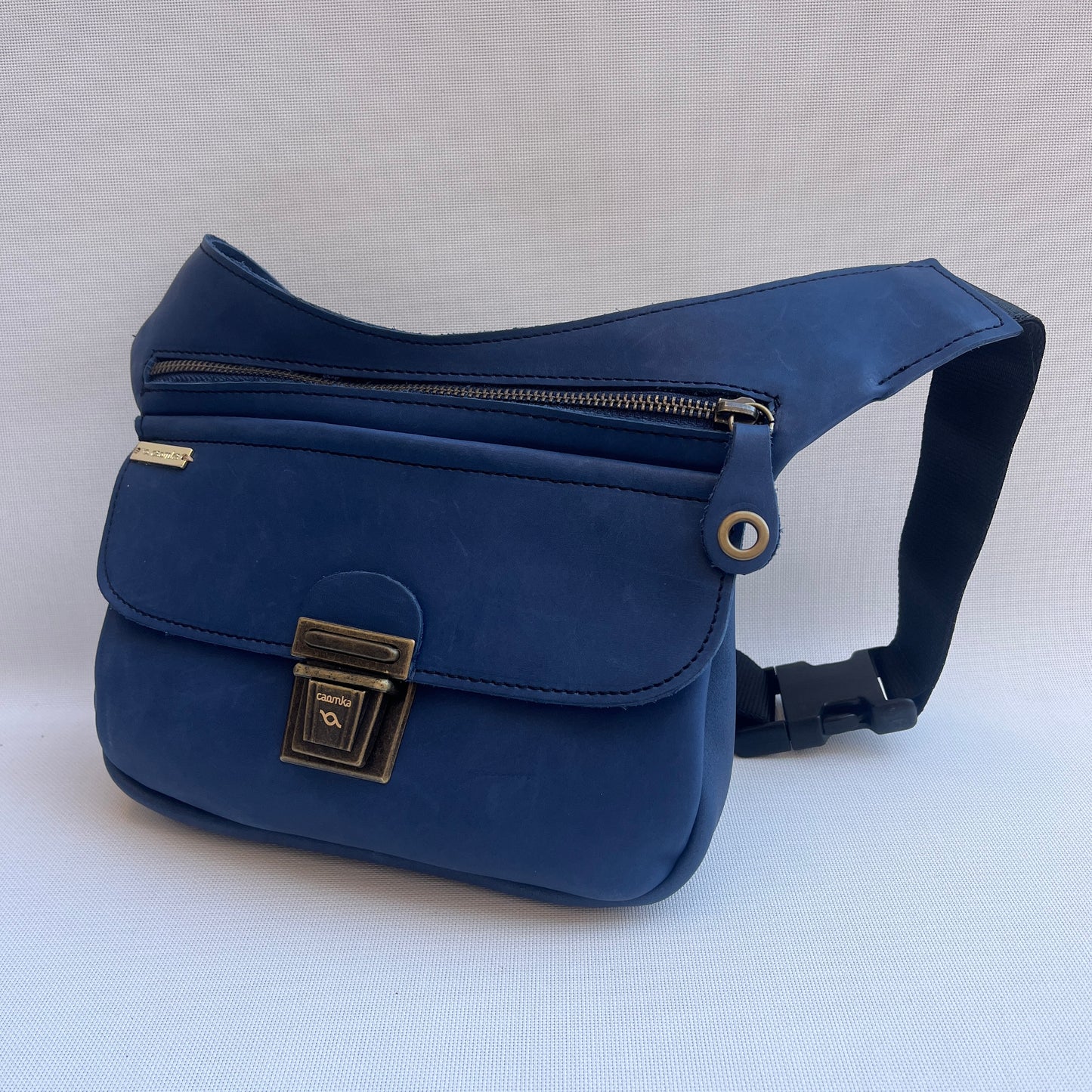 (-30%) Classic Blue & Old Gold · Piel natural BioCuir® · Pieza Exclusiva Núm. 15007