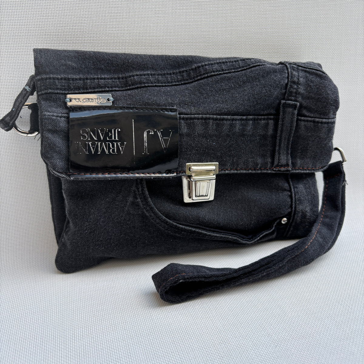 Riñonera NANO multifunción Armani ♻️ Jeans Recycled ♻️ · Pieza Única Núm. 17481
