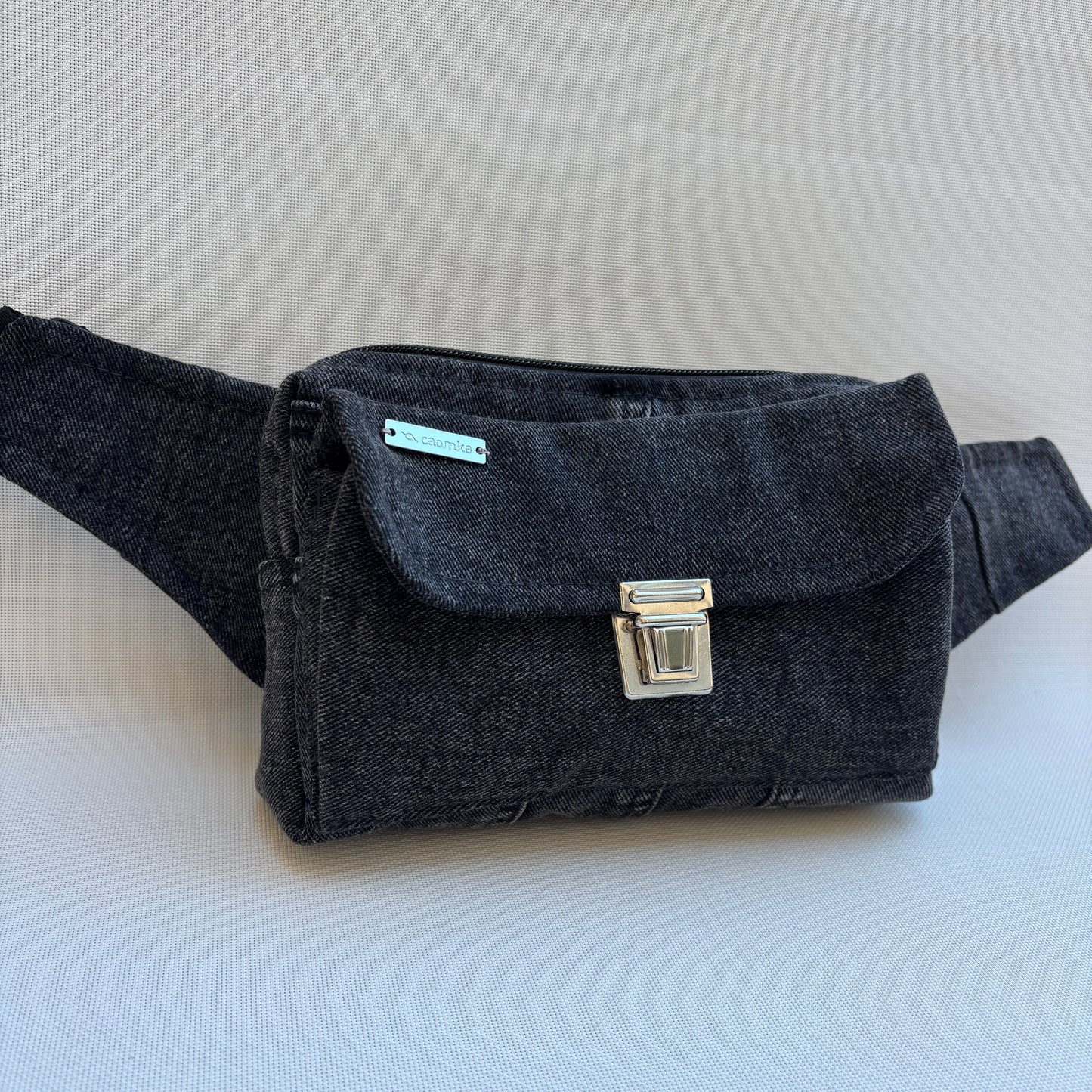 Riñonera Urban "♻️ Jeans Recycled ♻️" · Pieza Única Núm. 19013