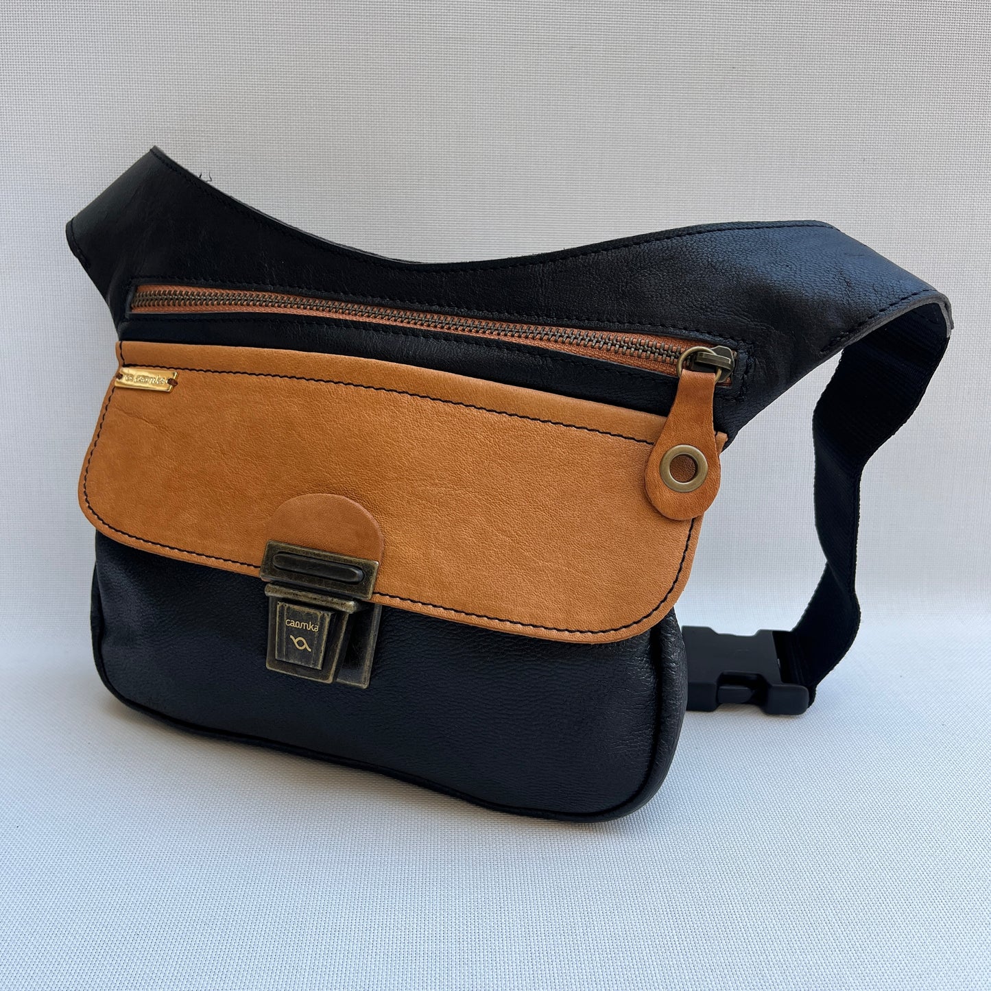 (-30%) Special Black & Brown · Piel natural BioCuir® · Pieza Exclusiva Núm. 14599