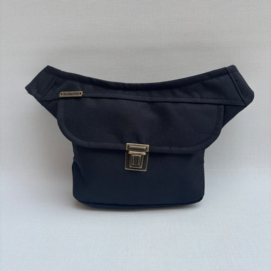 Riñonera Mini "Classic Black Old Gold" Impermeable + Bolsillo trasero extra · Pieza Exclusiva Núm. 17540