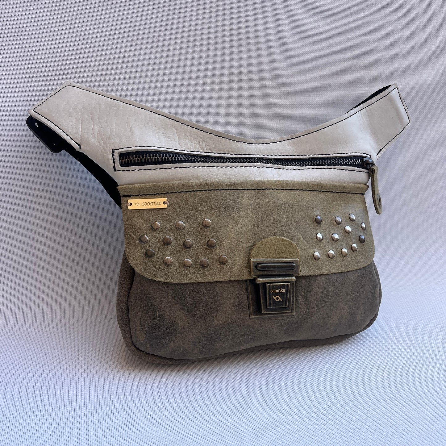 Premium Fantasy Vintage · Piel - Cuero · Pieza Exclusiva Núm. 15027