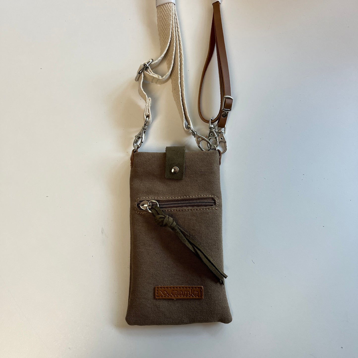 (-50%) Porta Móvil · Diseño Natura · Tejido natural Cáñamo · Verde Kaki - Tierra