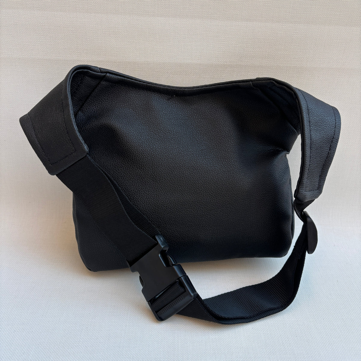 Riñonera "Especial Classic Black Silver" · Polipiel · Pieza Exclusiva Núm. 18261