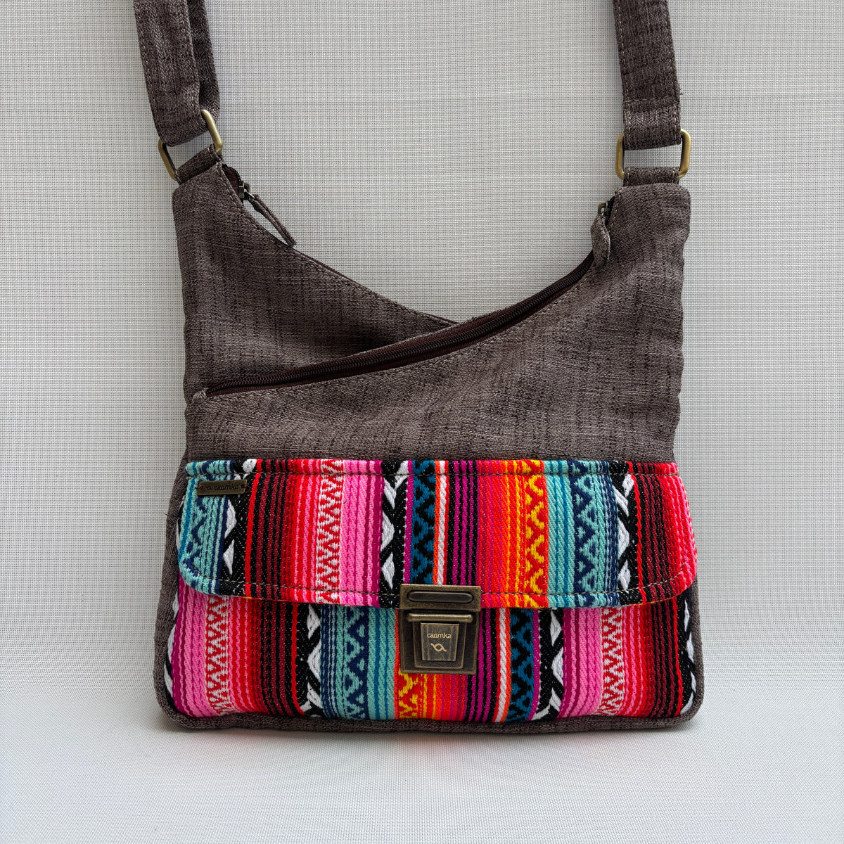 Bolso Bandolera Súper Caomka "Boho Fuego Tierra" · Pieza Única Núm. 19043