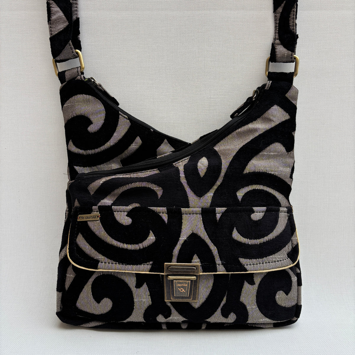 Bolso Bandolera Súper Caomka "Noir Baroque" · Pieza Única Núm. 19060