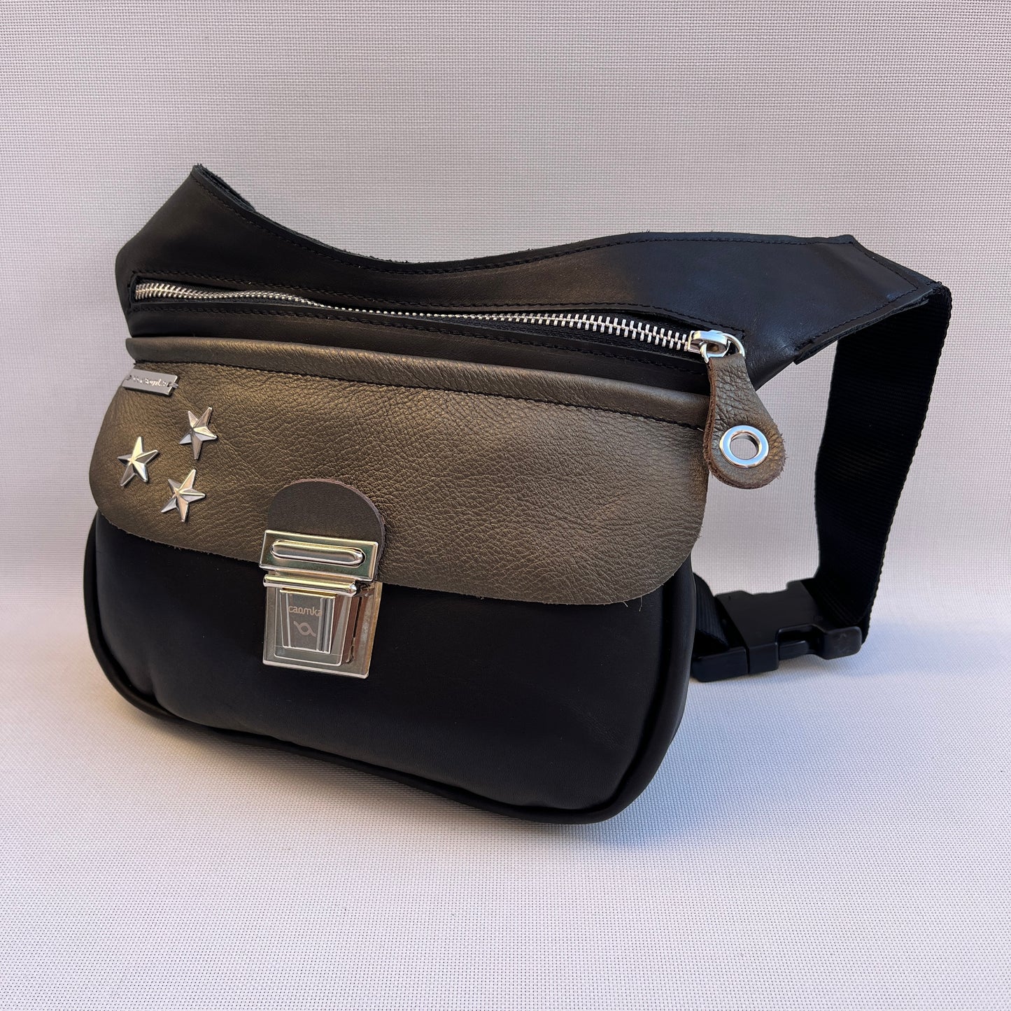 Premium Elegant Stars · Piel - Cuero · Pieza Única Núm. 15130