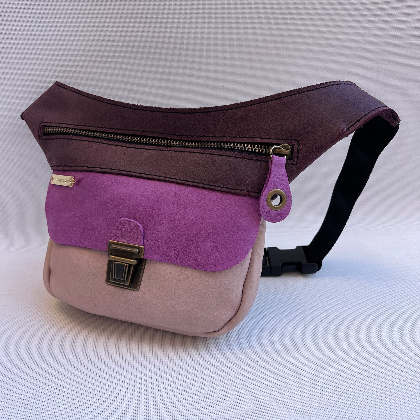 Mini Fantasy · Piel - Cuero · Pieza Exclusiva Núm. 15084