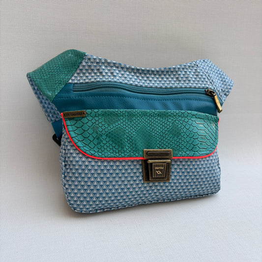 Riñonera "Japanese Summer" · Impermeable · + Bolsillo trasero · Pieza Única Núm. 17662