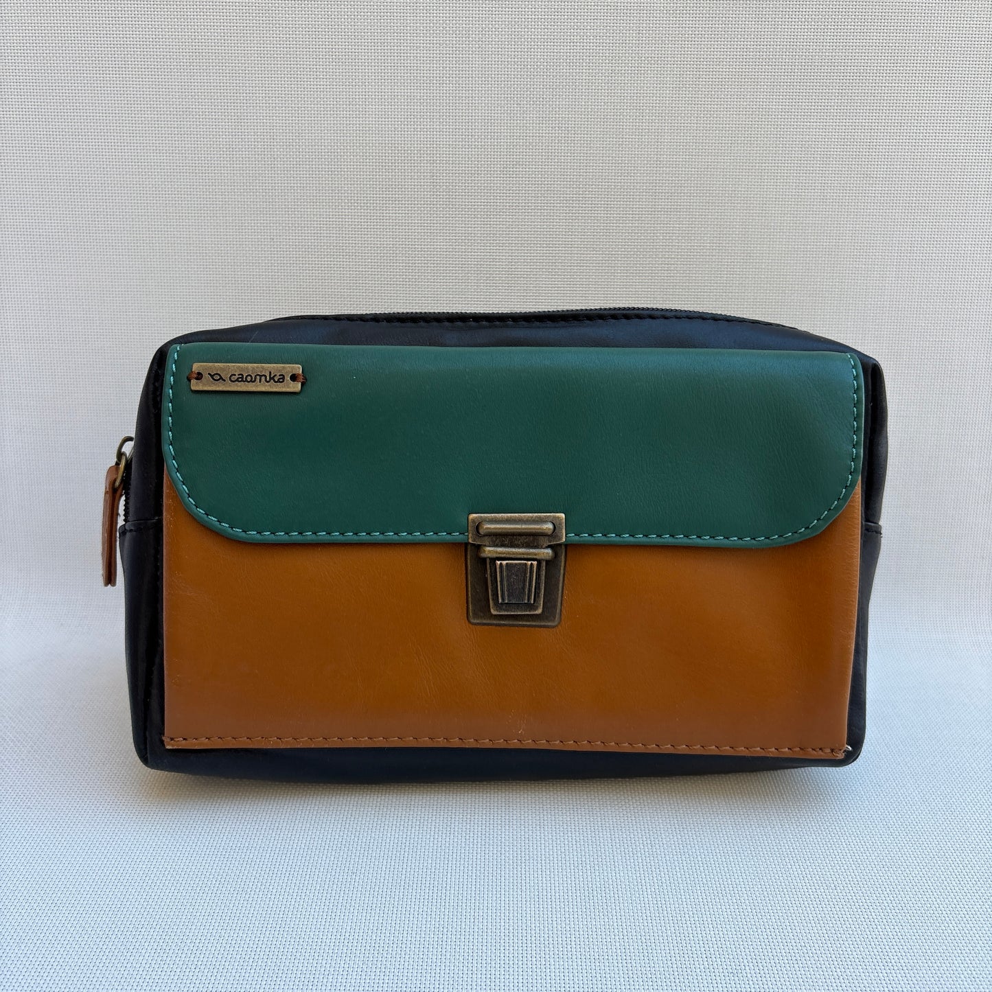 Riñonera Urban "Special Earth" · Piel · Pieza Exclusiva Núm. 19141