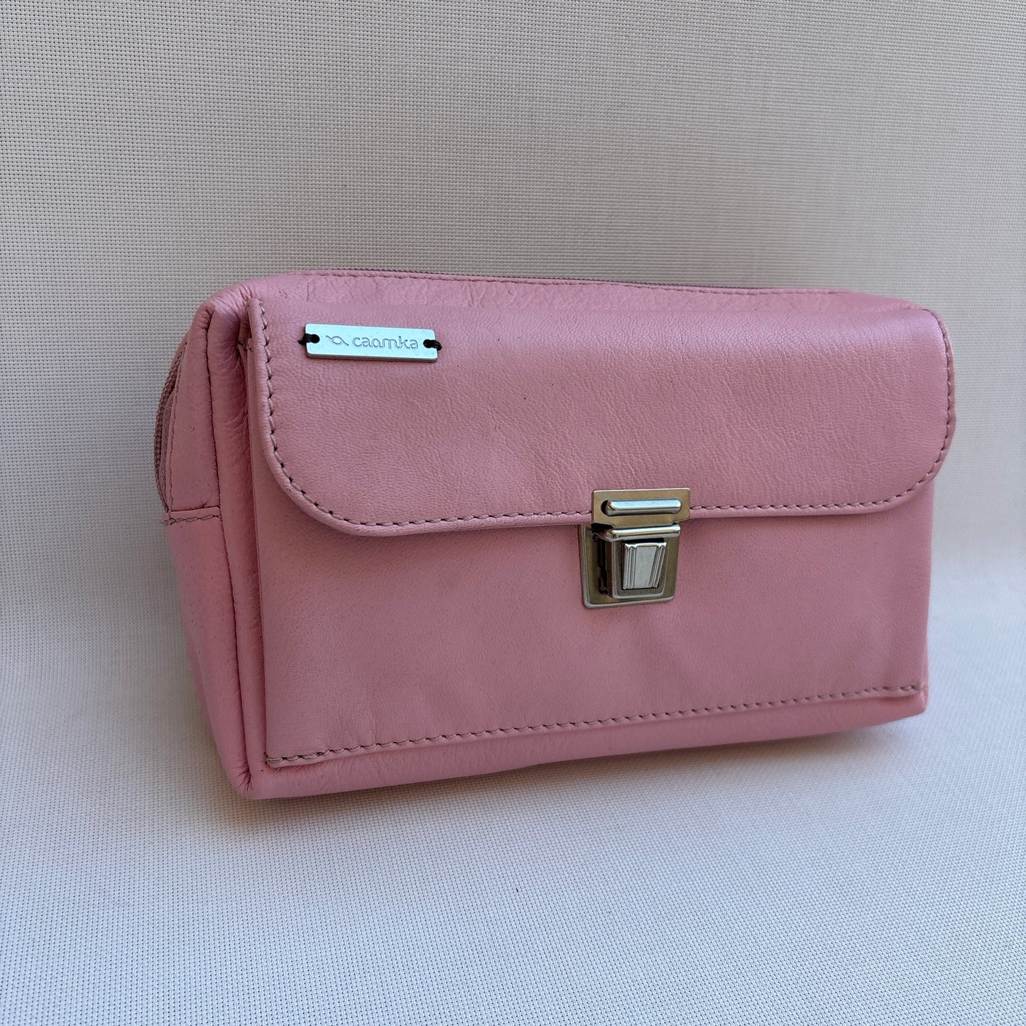 Riñonera Urban Classic · Rosa · Piel · Pieza Exclusiva Núm. 19138
