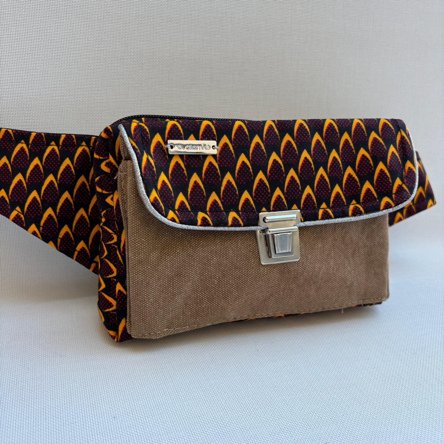 Riñonera Urban "Special Africa Top" · Pieza Única Núm. 19115