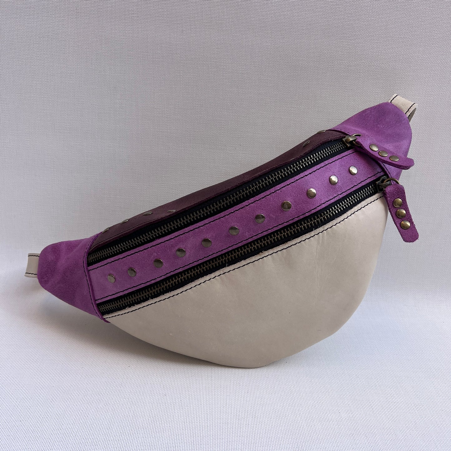 Premium Retro Chic · Piel - Cuero · Pieza Única Núm. 15200