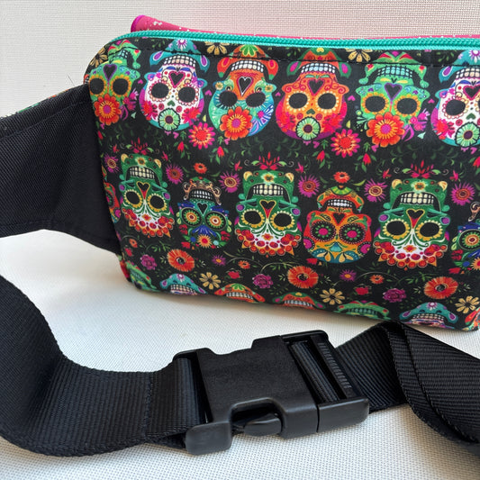 Riñonera Urban "Special Skulls Colorfull" · Pieza Única Núm. 19238