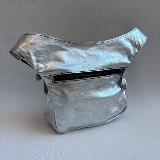 Riñonera Mini "Silver/Plata" · Piel · Pieza Exclusiva Núm. 16901