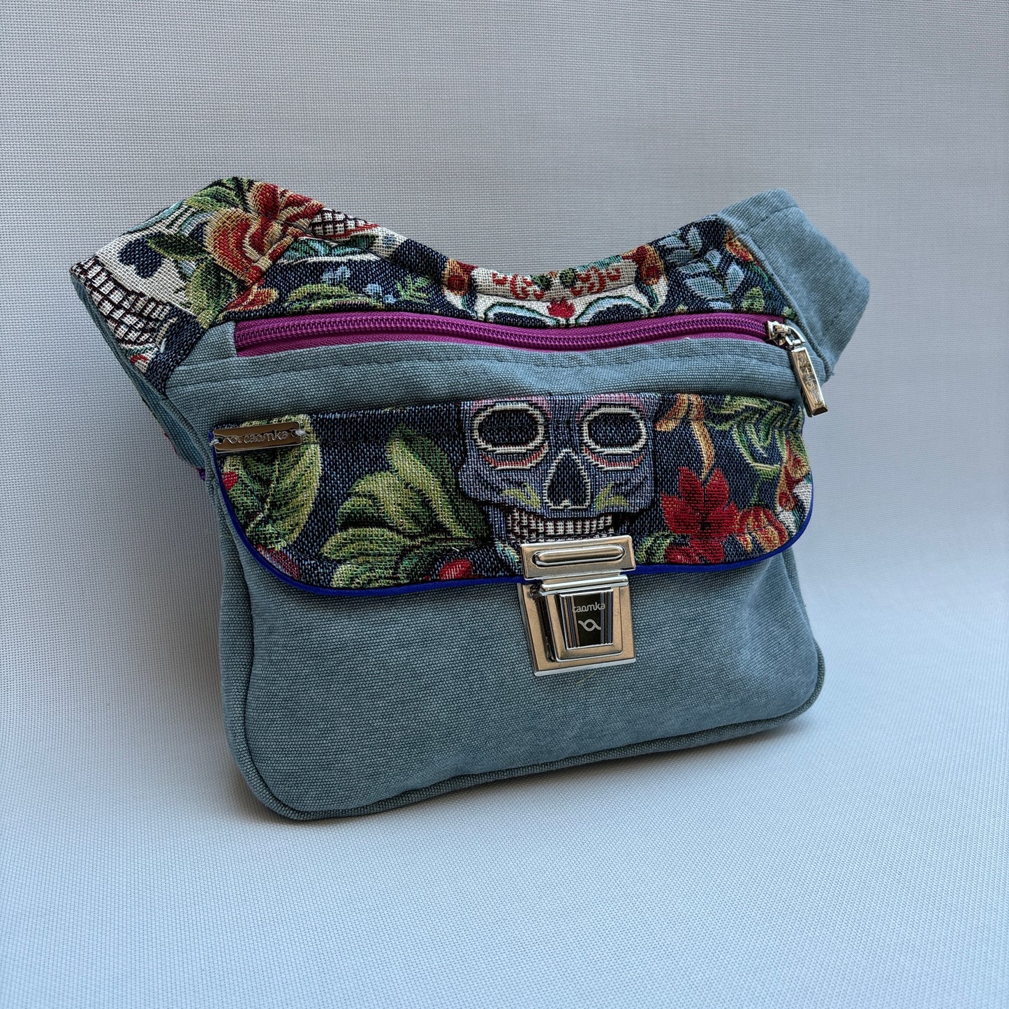 Spezielle Jeans & japanische Wellen + Gesäßtasche Einzelstück Nr. 12682