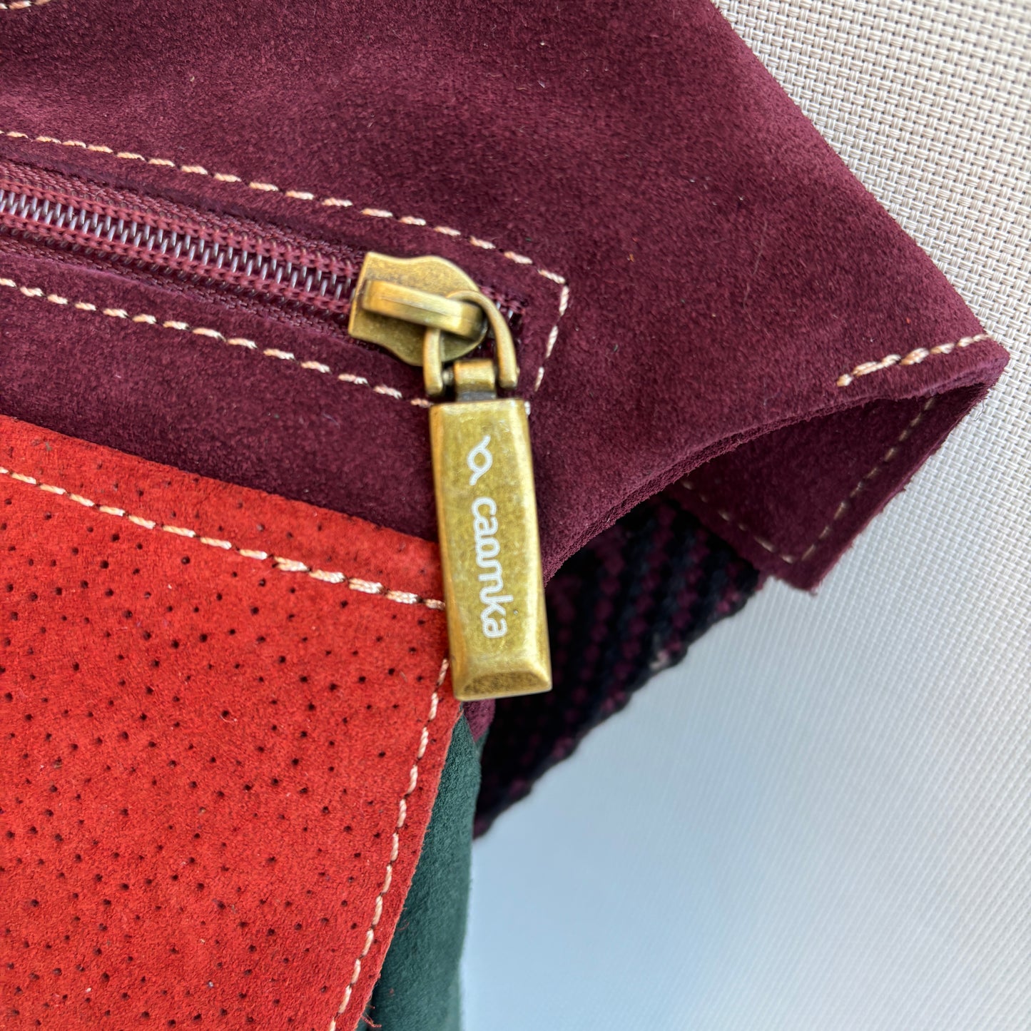 Riñonera "Fantasy Gemma" · Piel natural de serraje · Pieza Exclusiva Núm. 16915