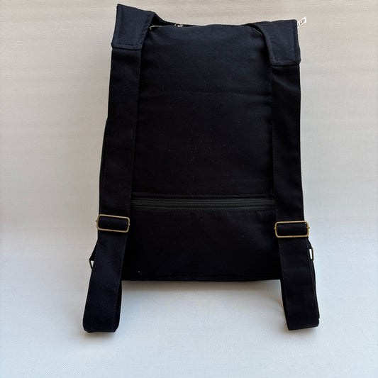 Mochila Multibolsillos "Sagarmatha" · Black Winter · Pieza 18331