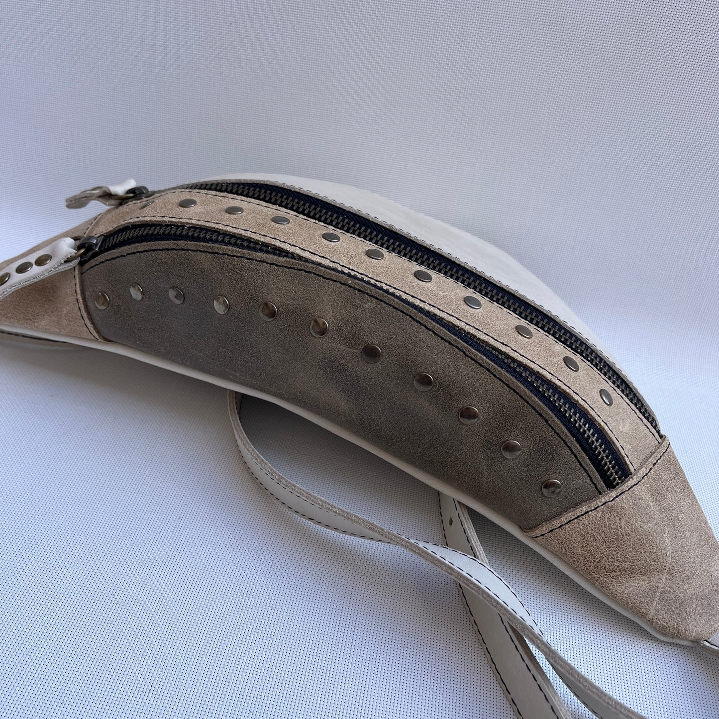 Premium Retro Chic · Piel - Cuero · Pieza Única Núm. 15288