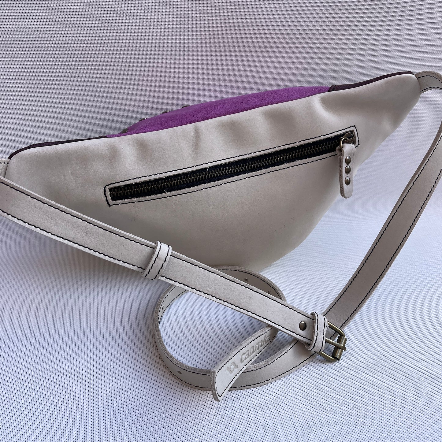 Premium Retro Chic · Piel - Cuero · Pieza Única Núm. 15286