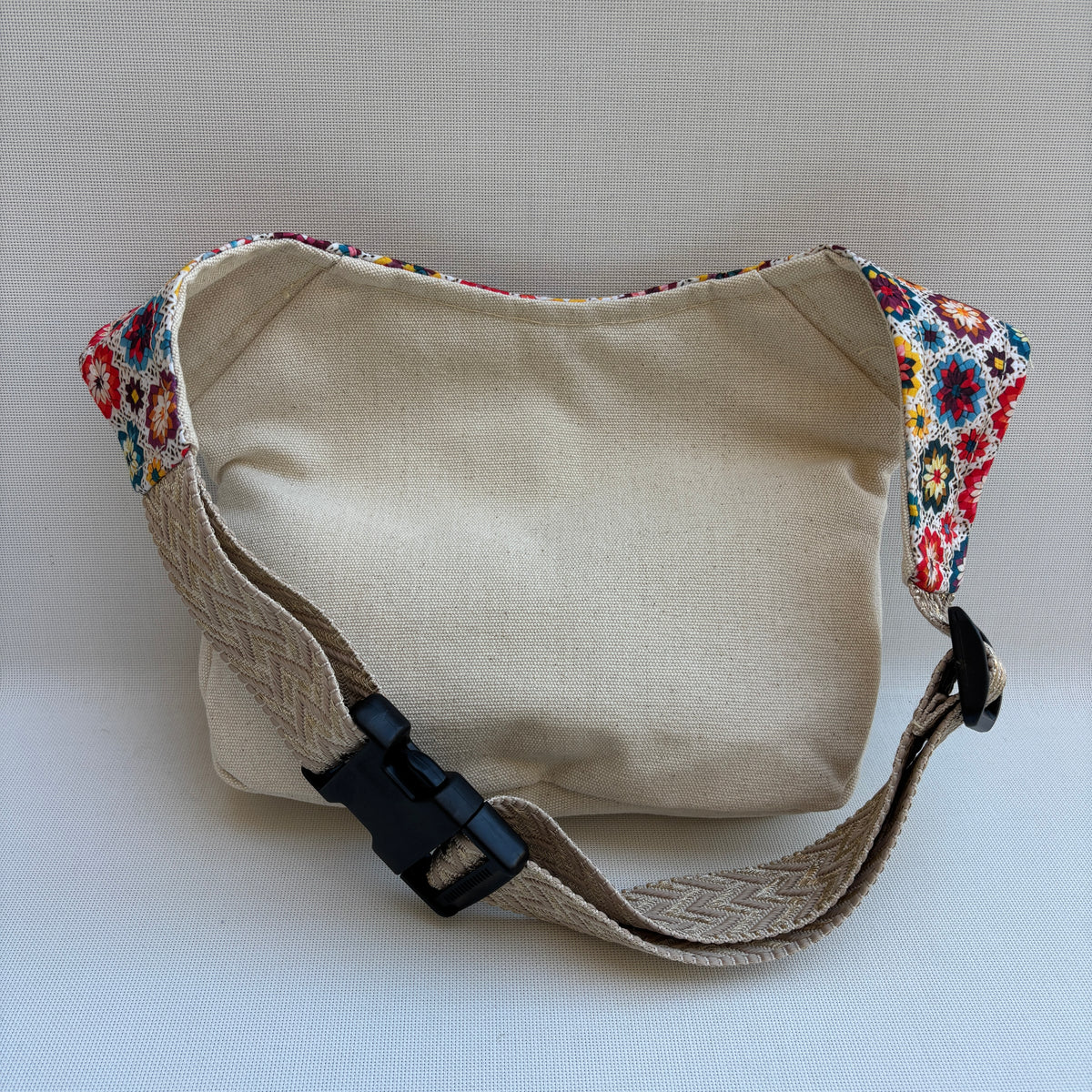 Riñonera "Special Flower Party Top" · Pieza Única Núm. 19322