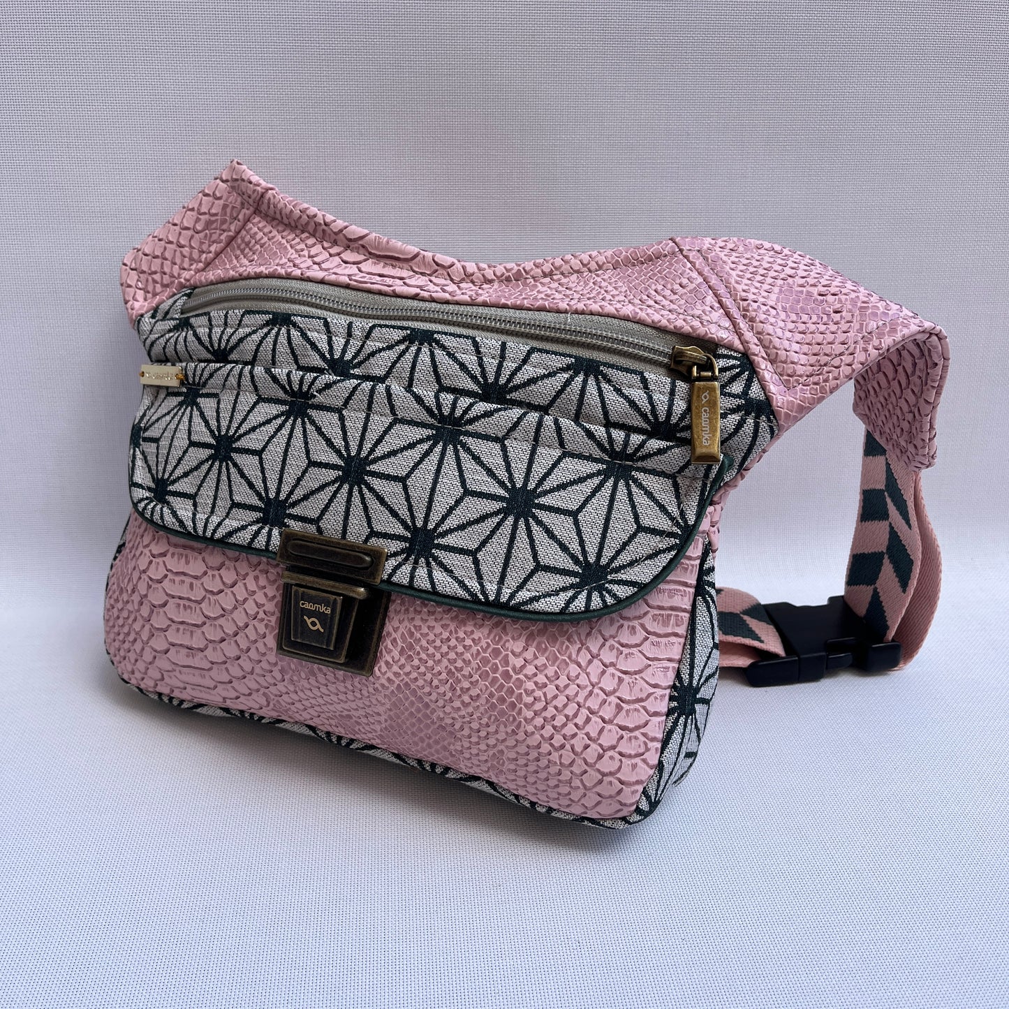 Special Geometric Top + Bolsillo trasero · Pieza Única Núm. 15226