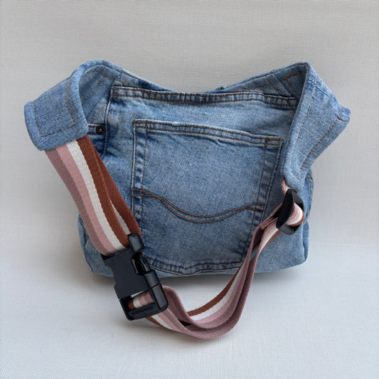 Riñonera "Sweet Top" ♻️ Jeans Recycled ♻️ · Pieza Única Núm. 17741