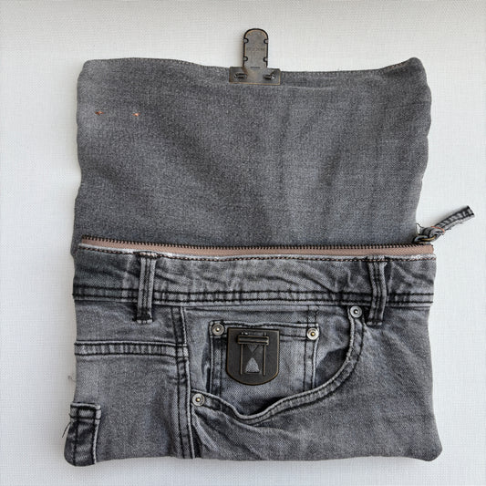 ♻️ Jeans Recycled ♻️ Unique Piece No. 11975