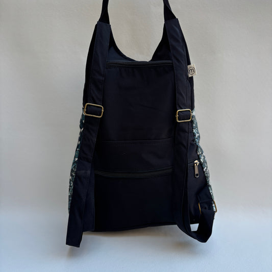 Mochila Impermeable "Bhaktapur" Mandalas · Pieza Exclusiva 19302