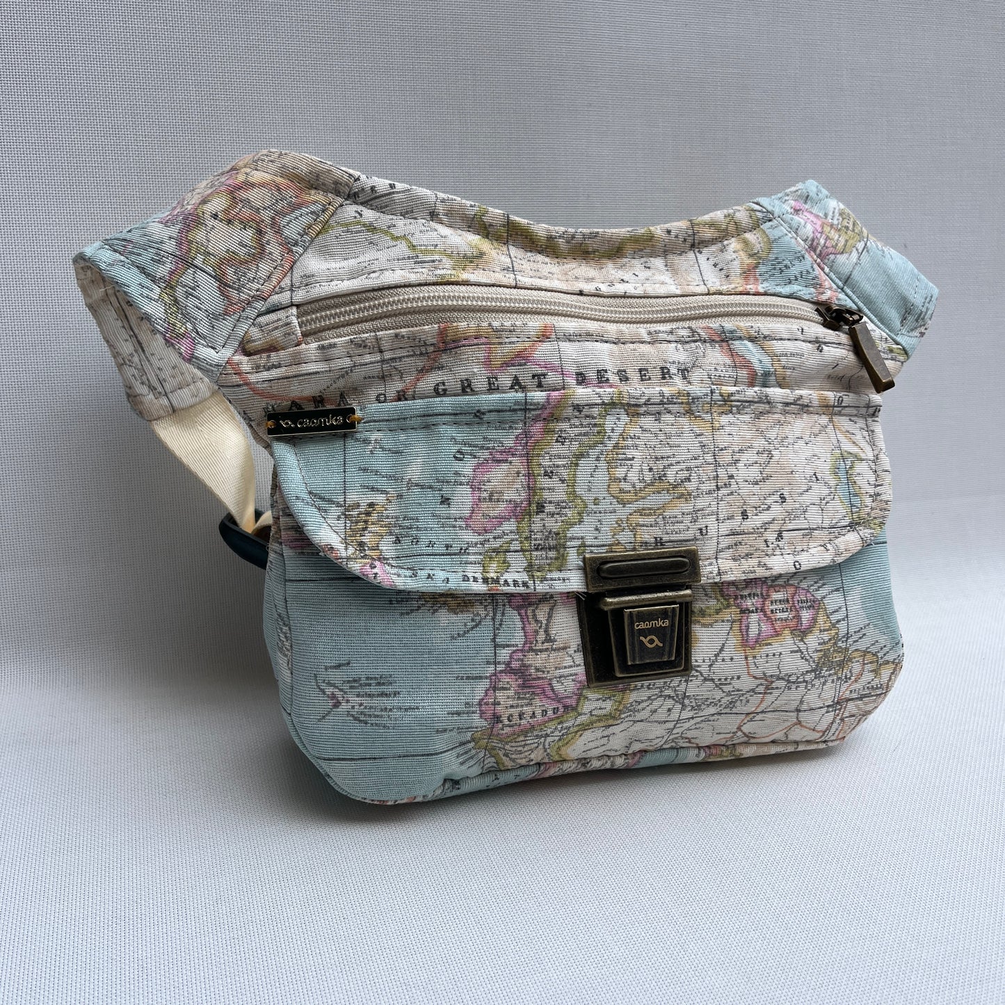 Special World Map · Waterproof · Unique Piece No. 12839