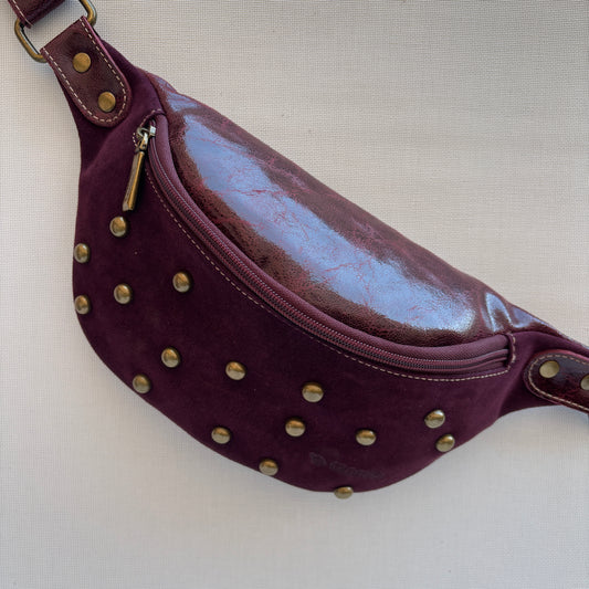 Riñonera "Premium Retro Chic Burdeos" · Piel / Cuero · Pieza Exclusiva Núm. 17008