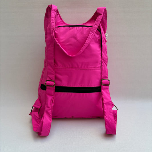 Mochila Impermeable "Everest" Color Rosa Fucsia · Súper ligera · Pieza 17792