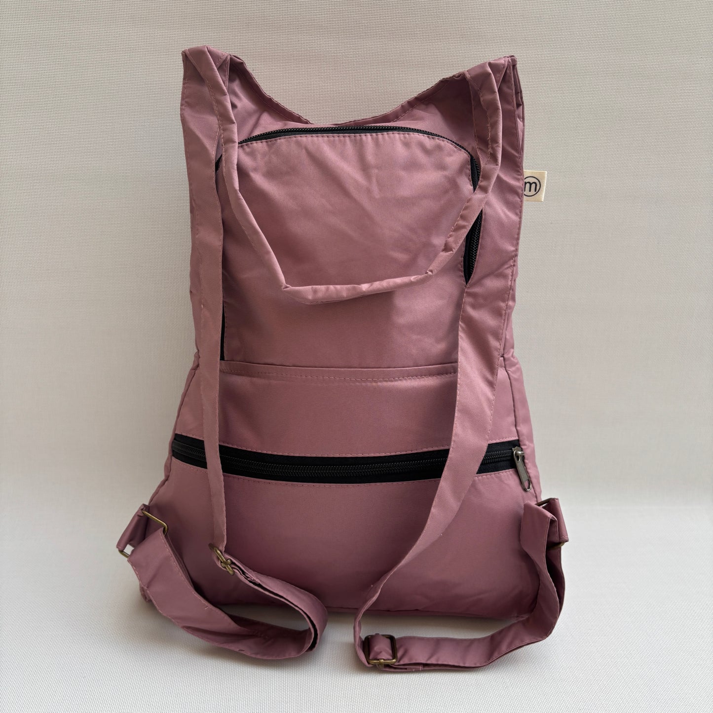 Mochila Impermeable "Everest" Color Rosa · Súper ligera · Pieza 17794