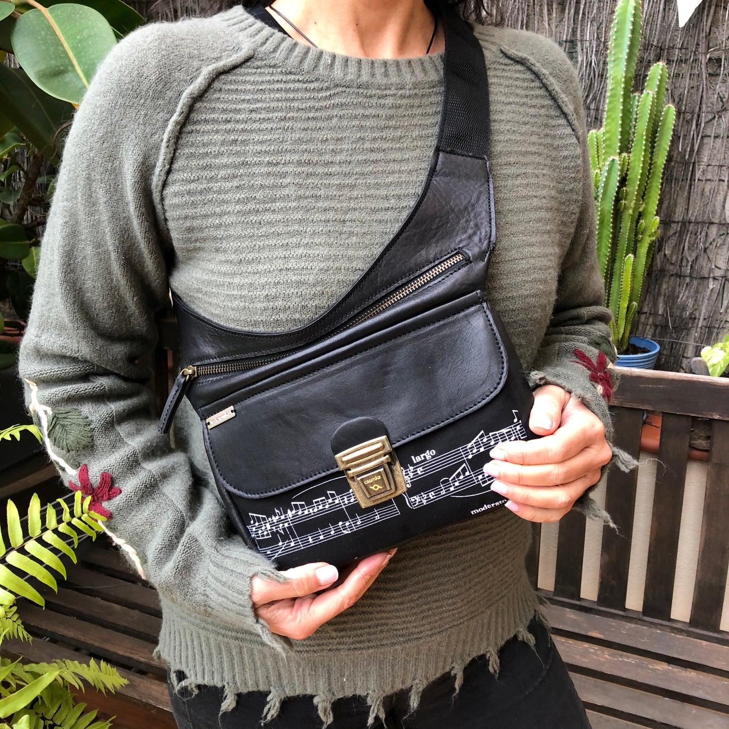 EcoFast Black Gold Sheet Music. Natural leather ECO FAST® Exclusive Part No. 6819