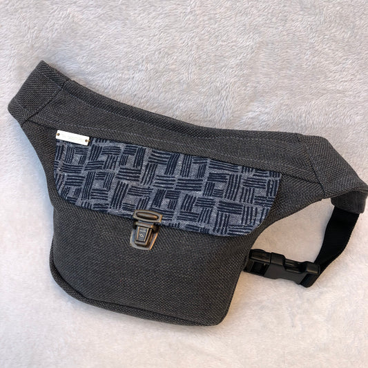 Mini Gray Winter. Unique Piece No. 6844