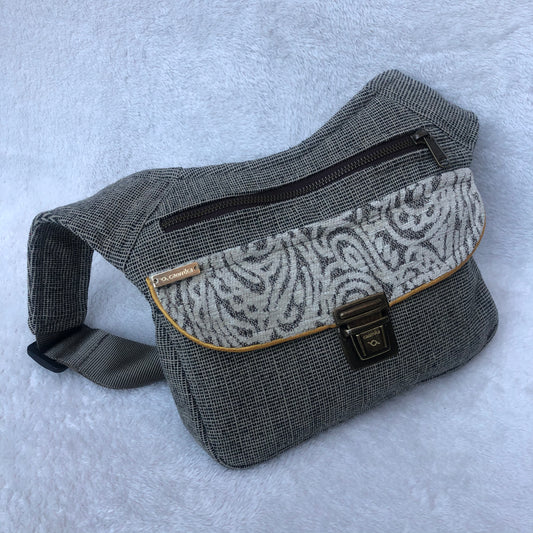 Art Chic Gold. Unique Piece No. 6967