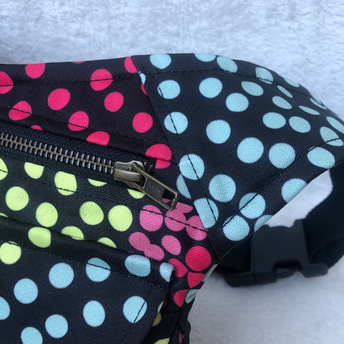 Caomka Color Dots. Pieza Única Núm. 6954