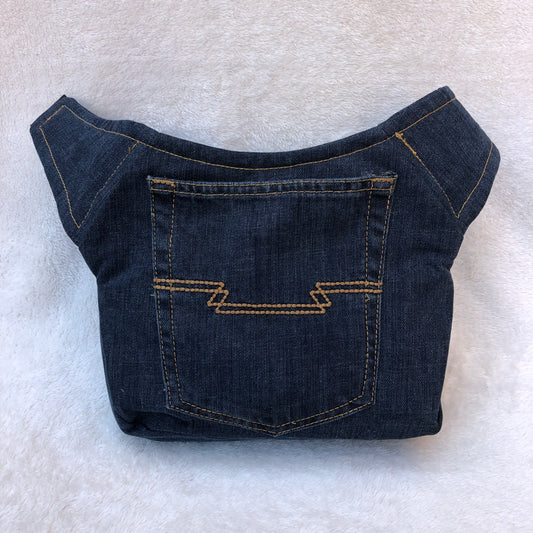 Premium Recycled Jeans. Unique Piece No. 7026