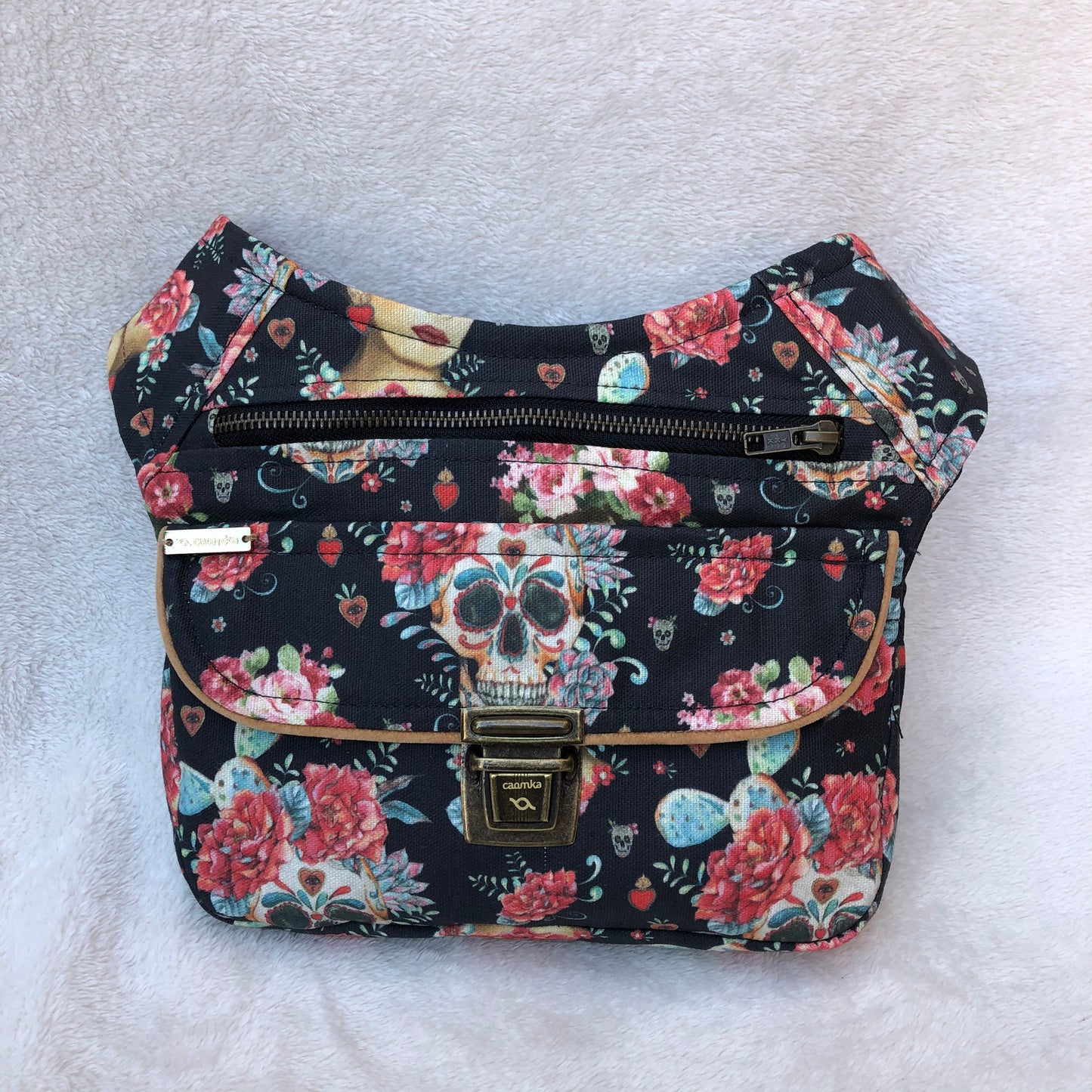 Special Mexican Skulls & Frida Kahlo. Unique Piece No. 7028