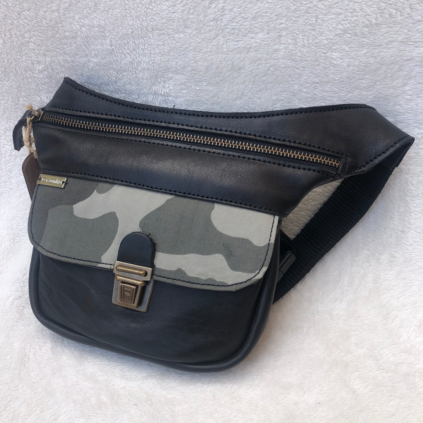 Mini Camouflage Old Gold. Piel natural ECO FAST® Pieza Única Núm. 7064