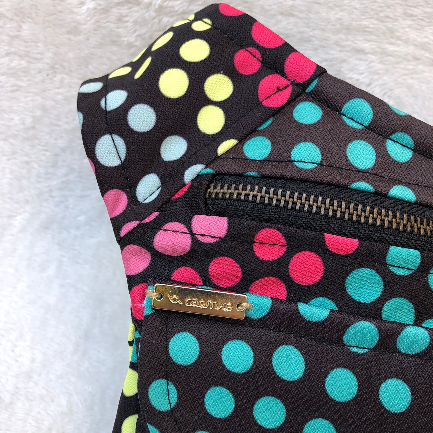 Caomka Colors Dots. Pieza Única Núm. 6913