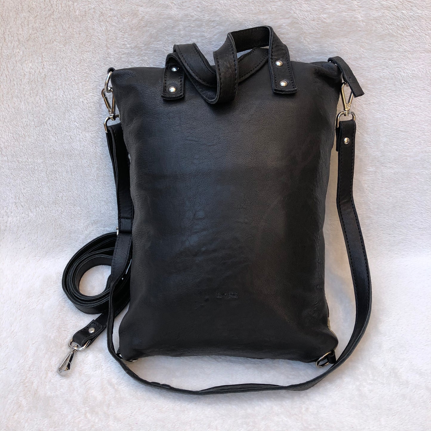 Mochila-Bandolera · Lau&ang Bags · "Camouflage” Piel natural BioCuir® Pieza Exclusiva