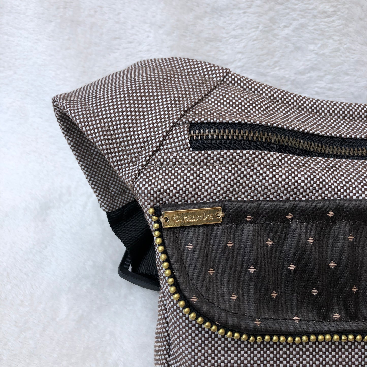 Special Brown Fall Plus. Unique Piece No. 6451