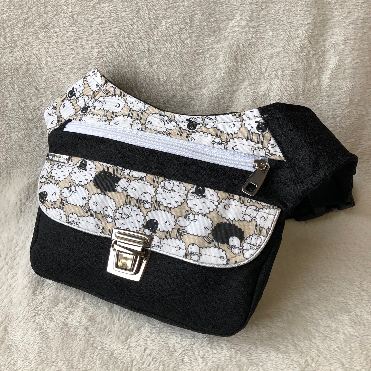 Special Waterproof Sheeps · Pieza Única Núm. 7310