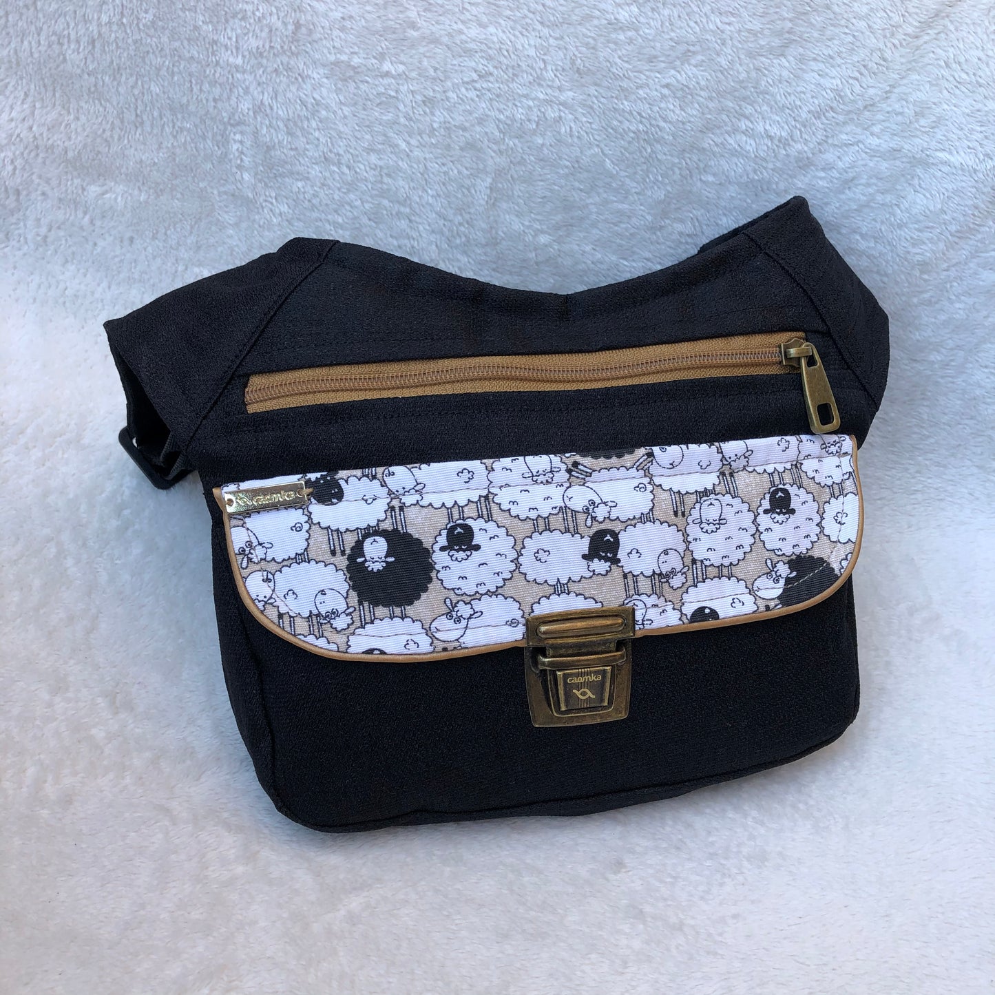 Special Waterproof Sheeps Unique Piece No. 7328