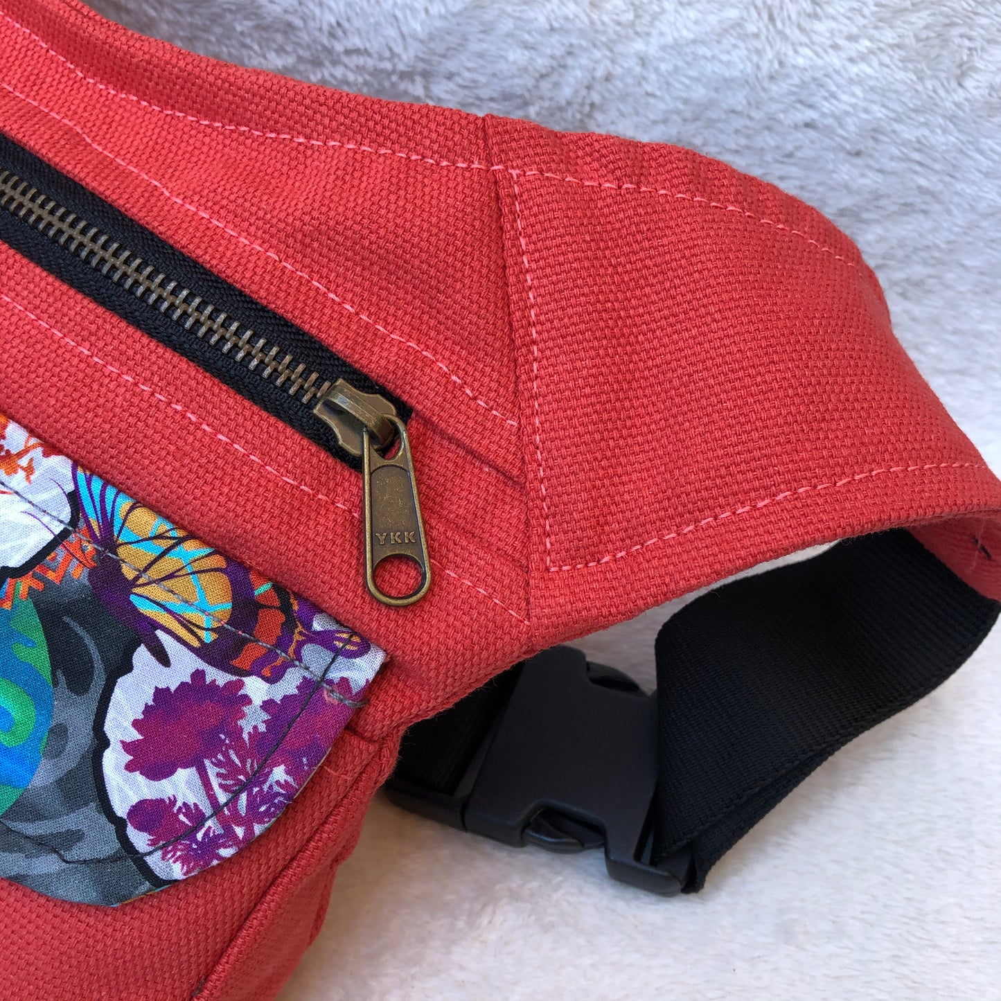 Red & Japanese Flowers · Pieza Única Núm. 7343