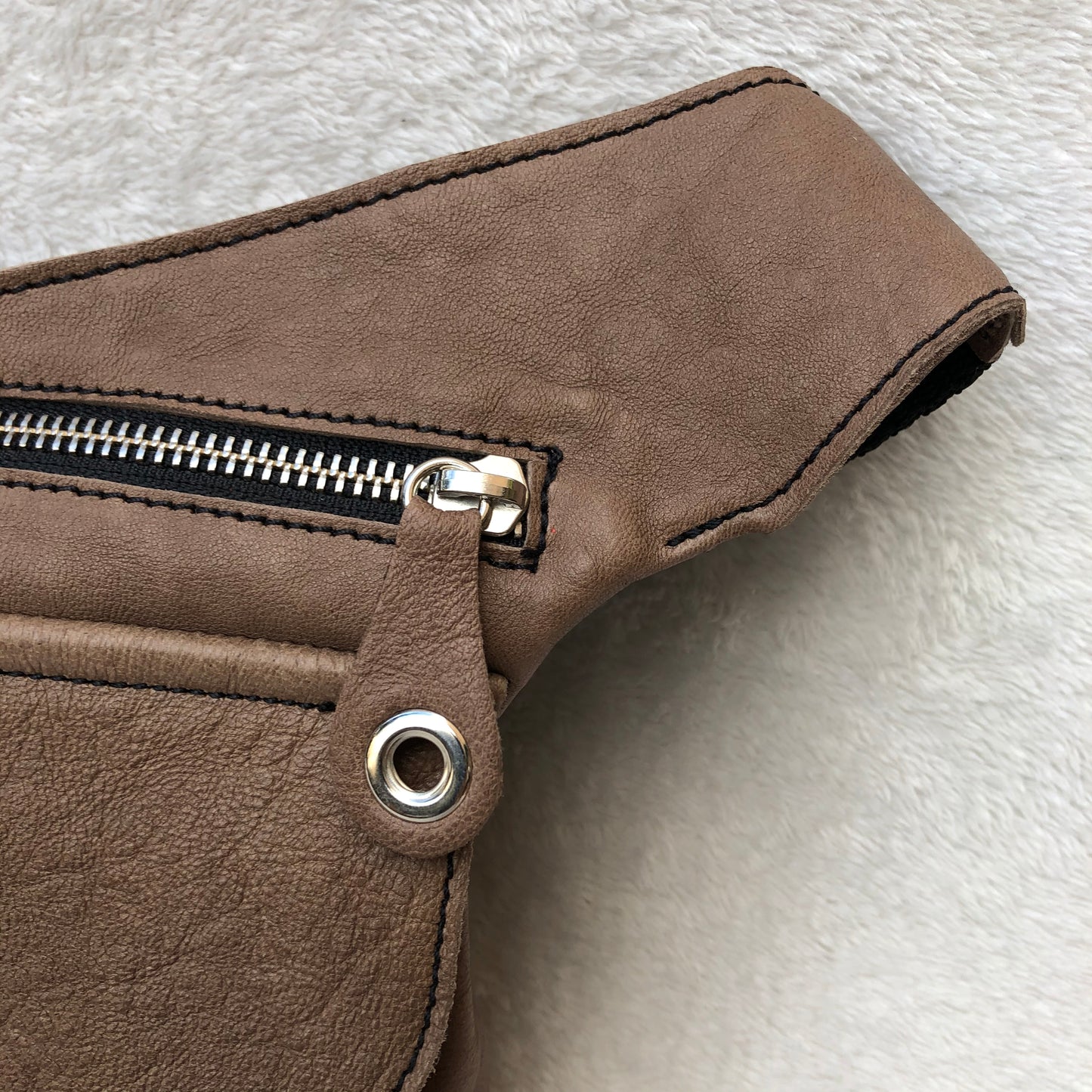 Summer Brown & Silver · Piel natural BioCuir® · Pieza Exclusiva Núm. 7533