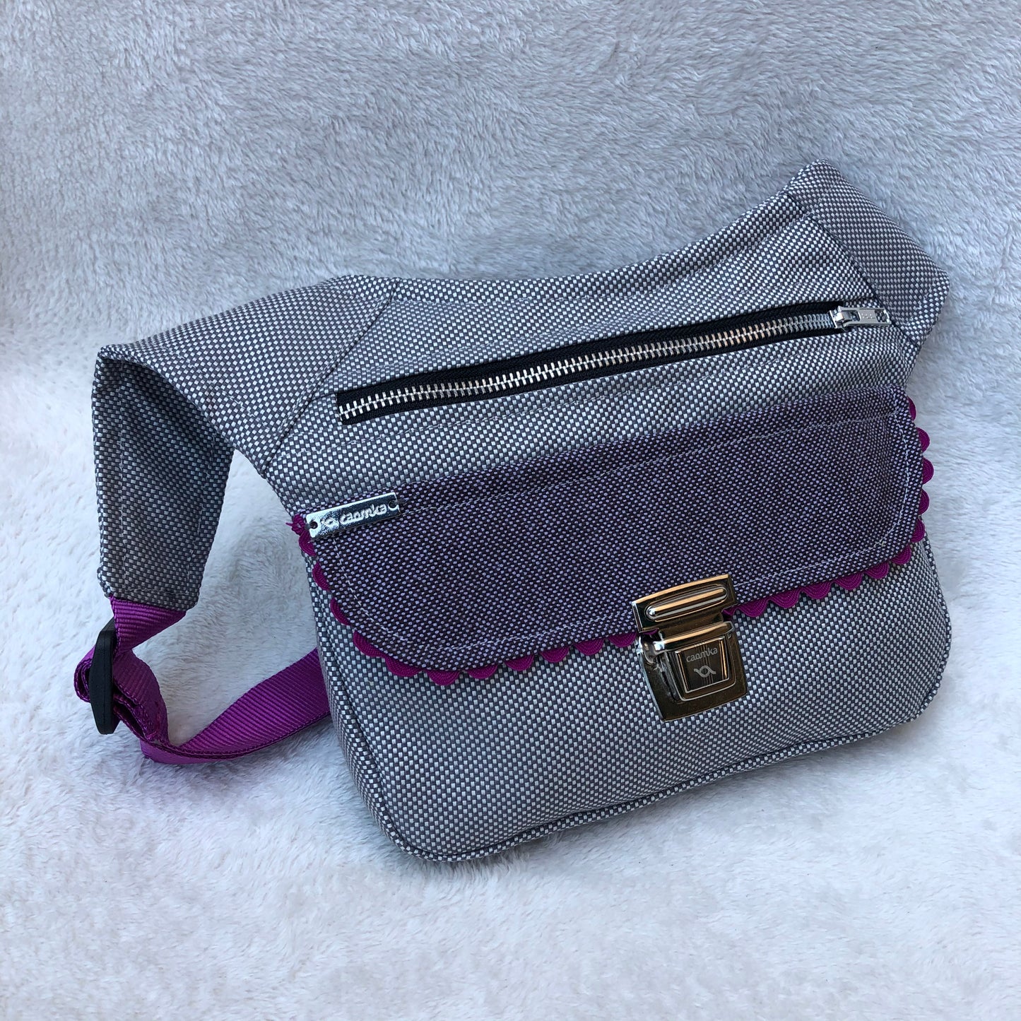 Special Class Purple · Pieza Exclusiva Núm. 7565