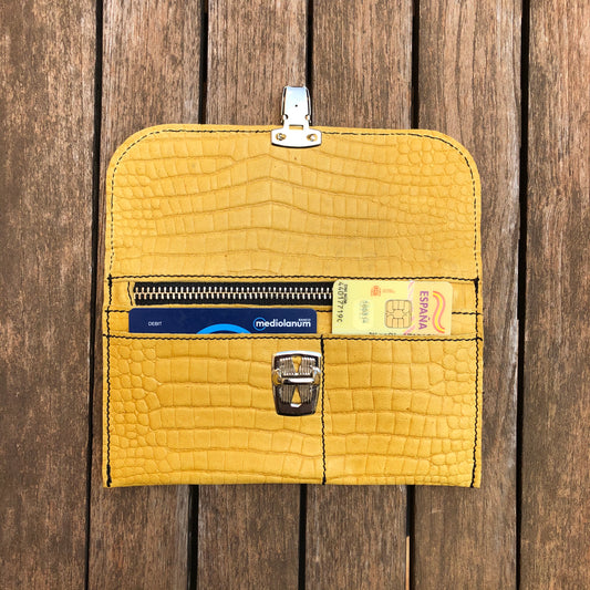 CAOMKA flat BioCuir® natural leather Exclusive Piece No. 7719